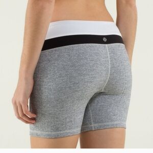 Lululemon Groove Short Herringbone Size 12
